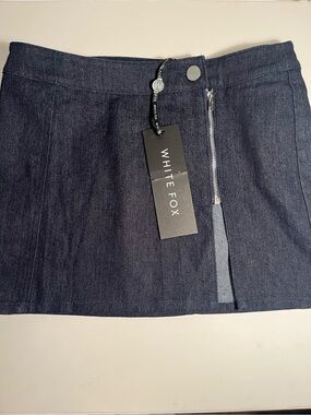White Fox denim mini skirt NWT size XS 🎀🎀